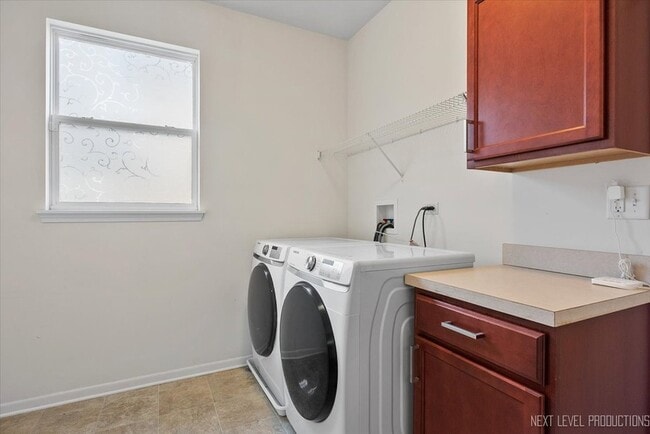 Building Photo - 73 W Illinois Ave