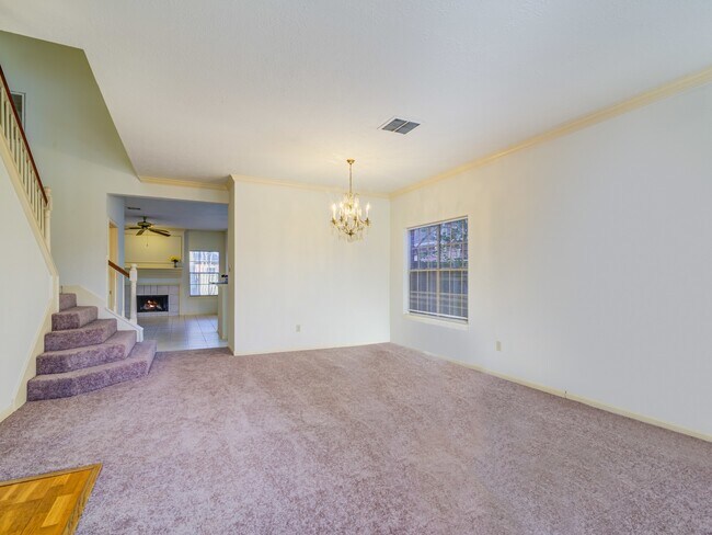 Building Photo - 14406 Fair Knoll Way