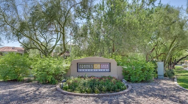 Building Photo - 11375 E Sahuaro Dr