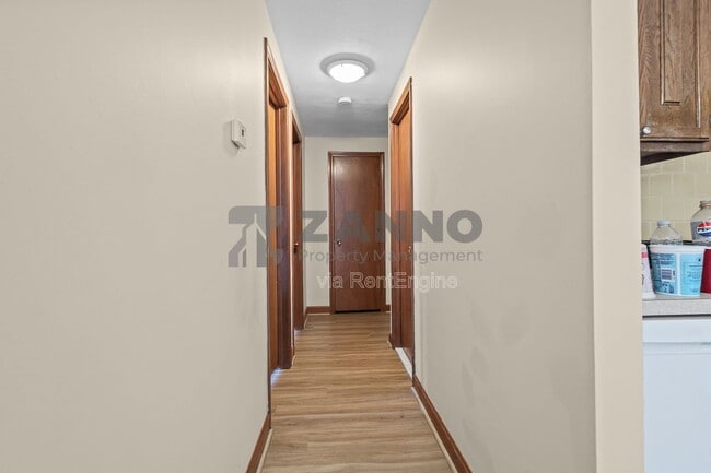 Building Photo - 1 Talbot St