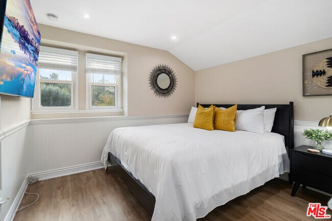 Building Photo - 22711 Margarita Dr