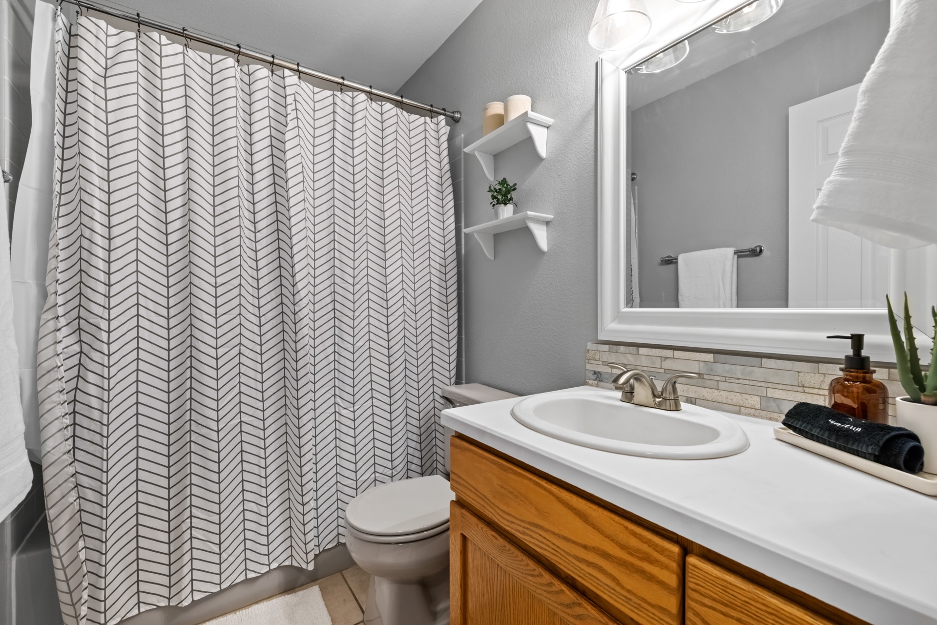 Room 2&3 shared bathroom - 9701 W Poppy St