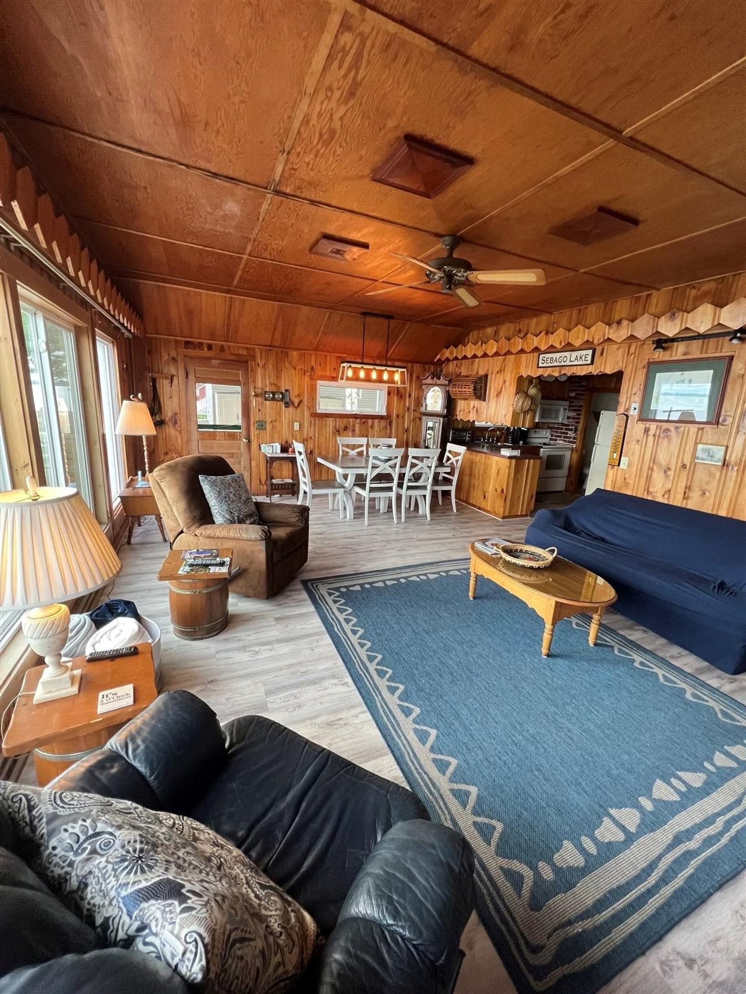 Building Photo - 10 Beach St