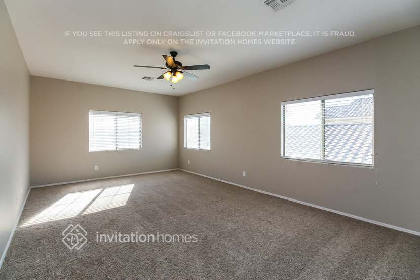 Building Photo - 44248 W Neely Dr