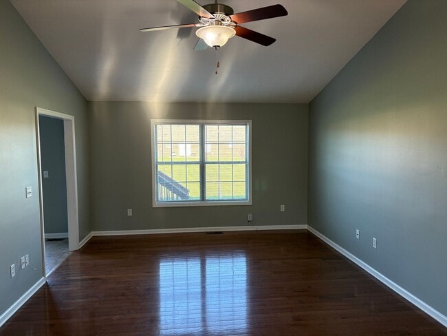 Building Photo - 5012 S Cross Point Ct