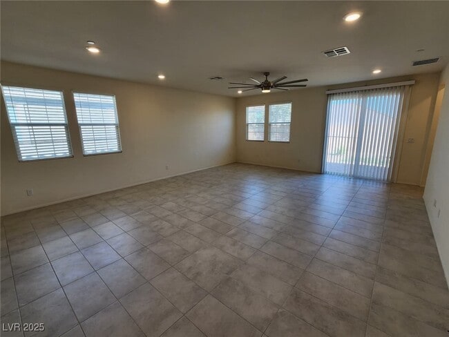 Building Photo - 2910 Ventana Ridge Ave