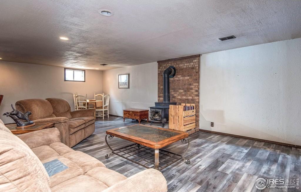 Building Photo - 1125 Cottonwood Dr