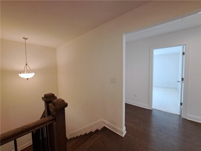 Building Photo - 1104 Hemingford Way