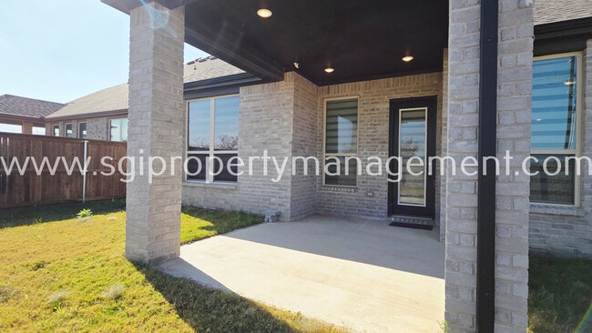 Building Photo - 1922 Renwick Dr