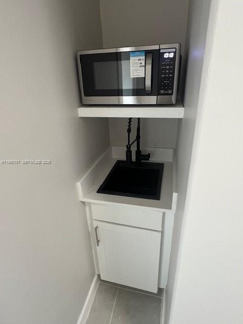 Building Photo - 7800 SW 36th St