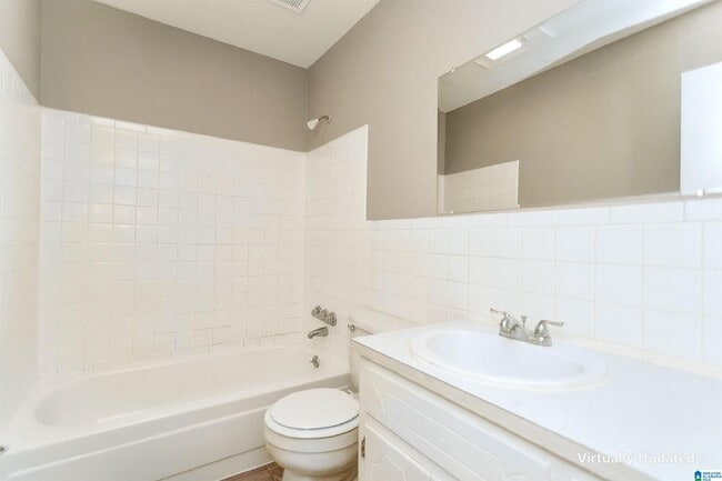 Building Photo - 919 27th Ave N