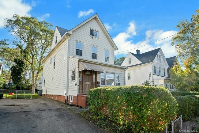 Building Photo - 333 S 6th Ave