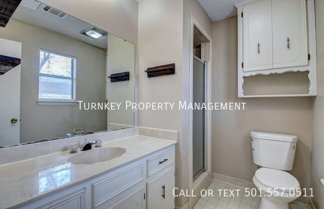 Building Photo - 14 Turtle Creek Ct