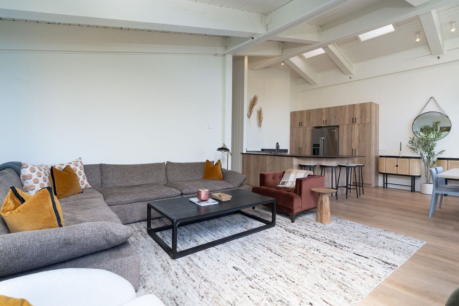 Building Photo - 360 Wood Rd