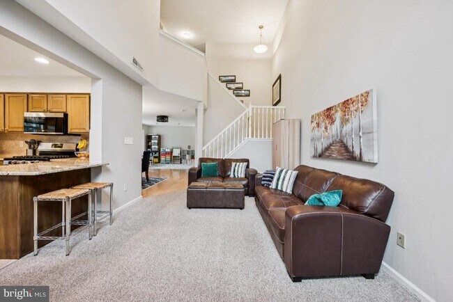 Building Photo - 52 Stokes Rd