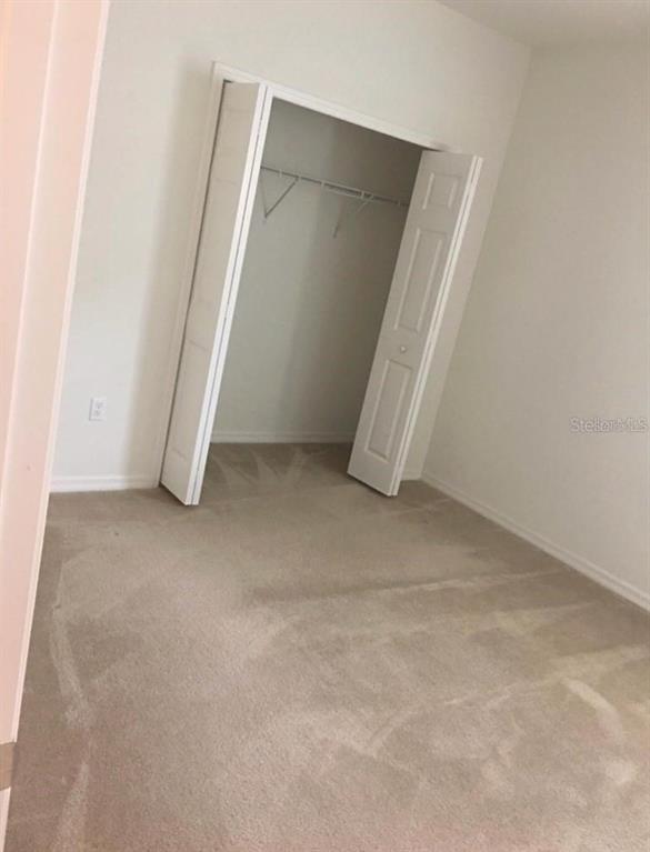 Building Photo - 9377 Meadow Hunt Way