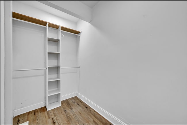 Building Photo - 3244 Warringwood Dr