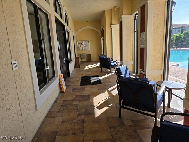 Building Photo - 12940 Positano Cir