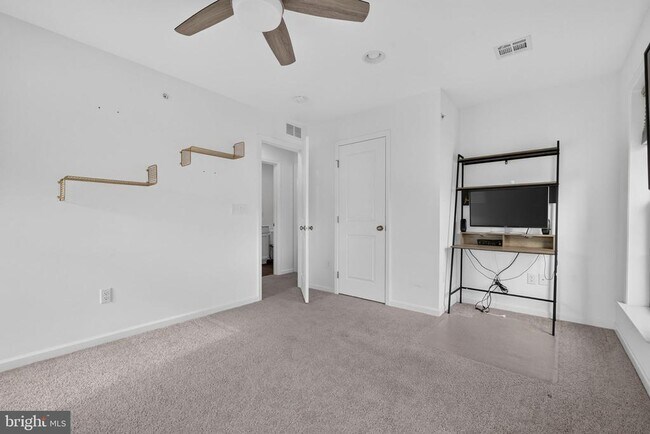 Building Photo - 1403 Woolford Wy