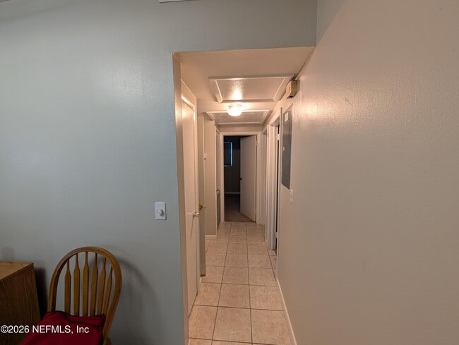 Building Photo - 1657 Louvre Dr