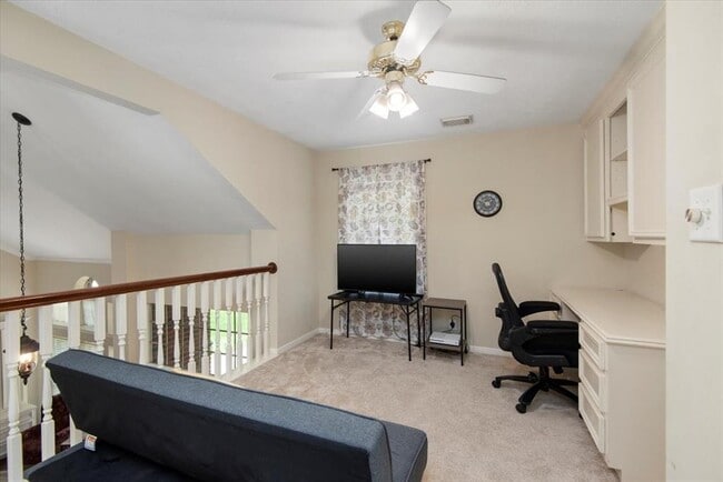 Building Photo - 314 Trailwood Ct