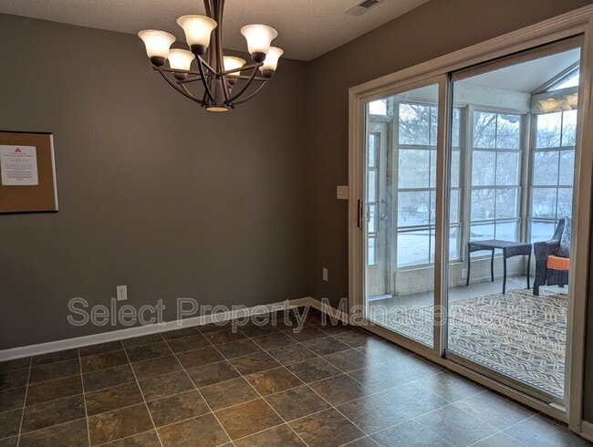 Building Photo - 5201 Willman Ln