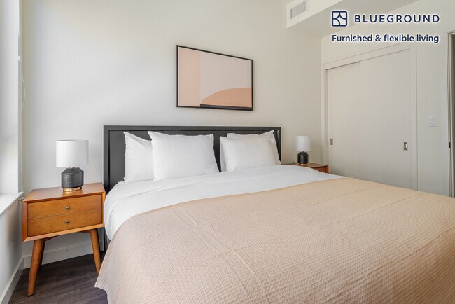 Building Photo - 100 Callan Ave