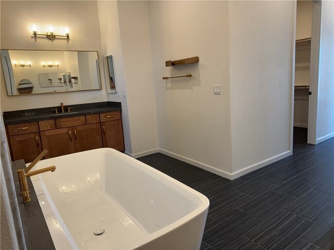 Building Photo - 3040 Fort Mojave Dr