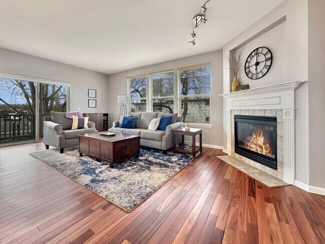 Building Photo - Large 2 bed 2 bath condo for rent near Sloans Lake