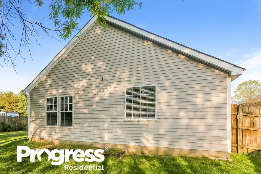 Building Photo - 3506 Southern Ginger Dr