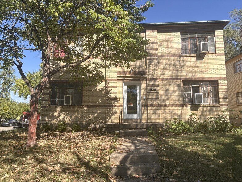 Primary Photo - 360 Ross Ave