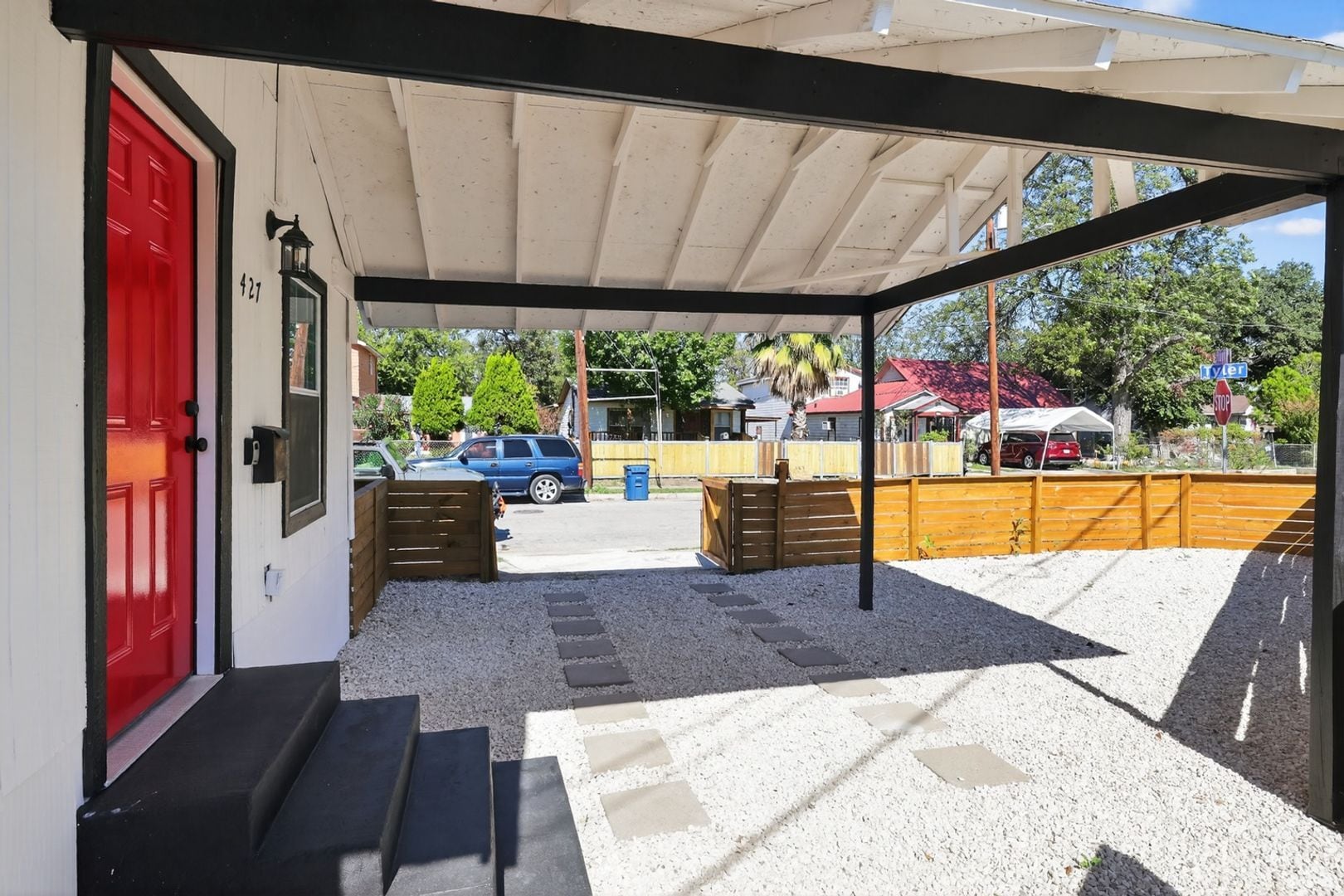 Building Photo - 427 Floyd Ave