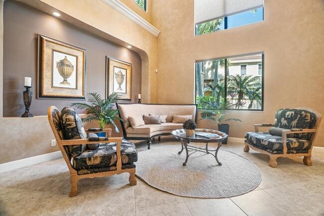 Building Photo - 3483 Collonade Dr