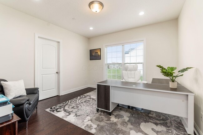 Building Photo - 5962 Laurel Ln