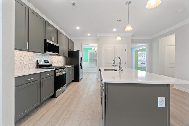 Building Photo - 2262 Sanibel Ln