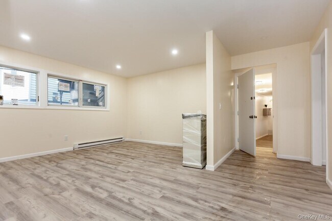 Building Photo - 300 Highland Ave