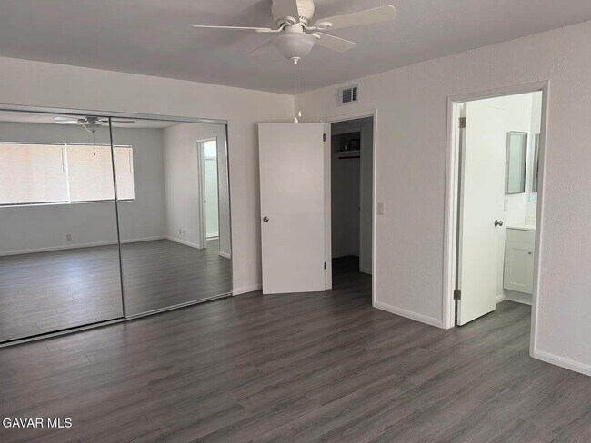 Building Photo - 4128 W Ave L