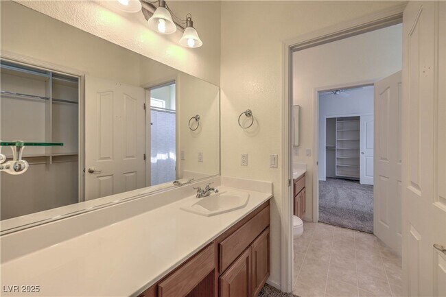 Building Photo - 10504 Narra Pl