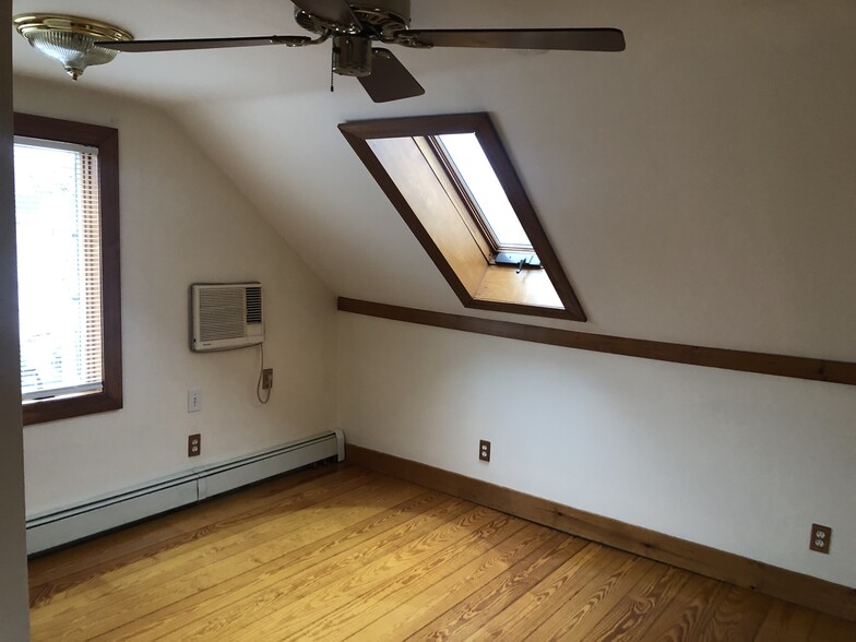 Bedroom 1 - 200 Park Ave