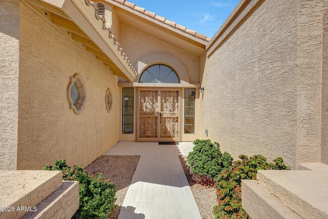 Building Photo - 9214 W Kerry Ln