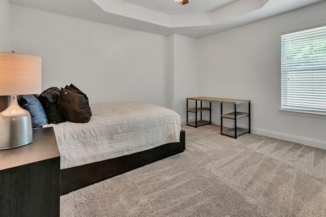 Building Photo - 4215 Green Meadow E