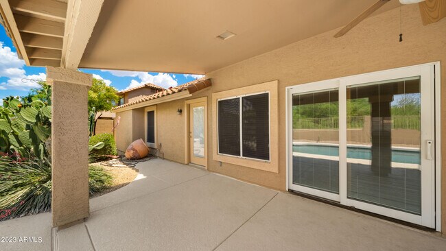 Building Photo - 4104 E Palo Brea Ln