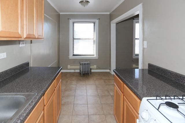 Building Photo - 4551 N Damen Ave