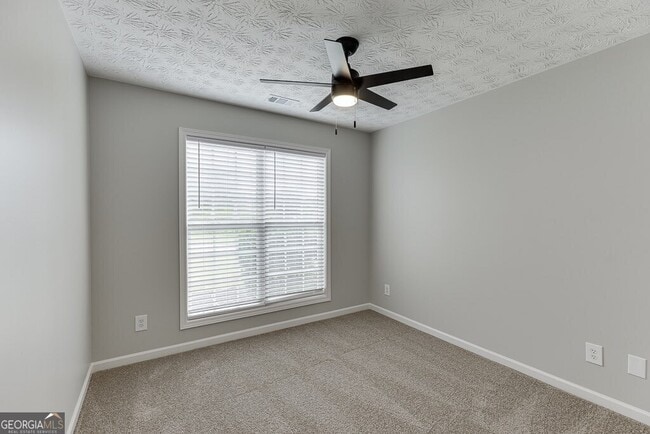 Building Photo - 164 Beacon Dr