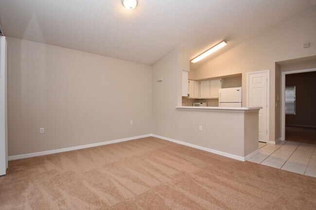 Building Photo - 10000 SW 52nd Ave