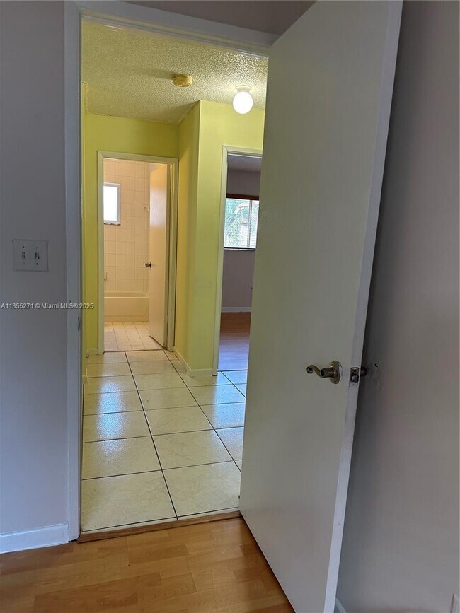 Building Photo - 14907 SW 80th St