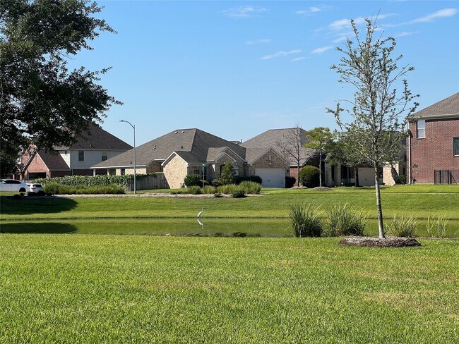 Building Photo - 15419 Benson Landing Dr