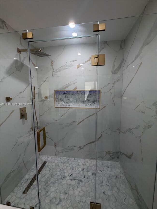 Building Photo - 25800 SW 214th Ave