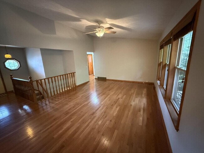 Building Photo - Charming 3-Bedroom Home with Finished Base...