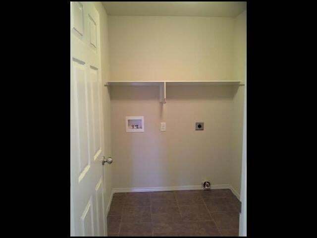 Building Photo - 14505 Parkway Cir